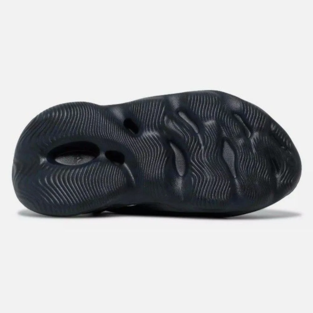 Yeezy foam RUNNER - Picture 3 of 3